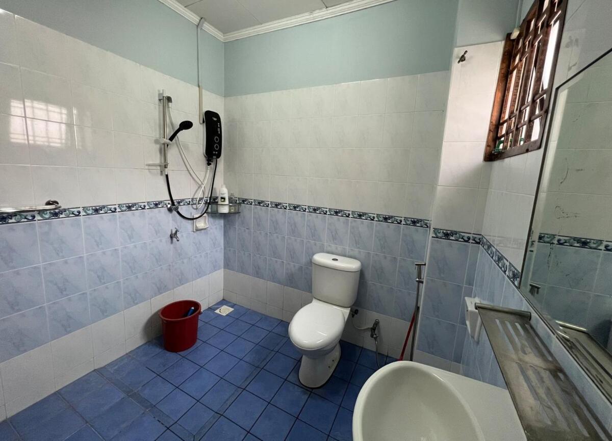 Rini Utama Homestay Skudai Zewnętrze zdjęcie