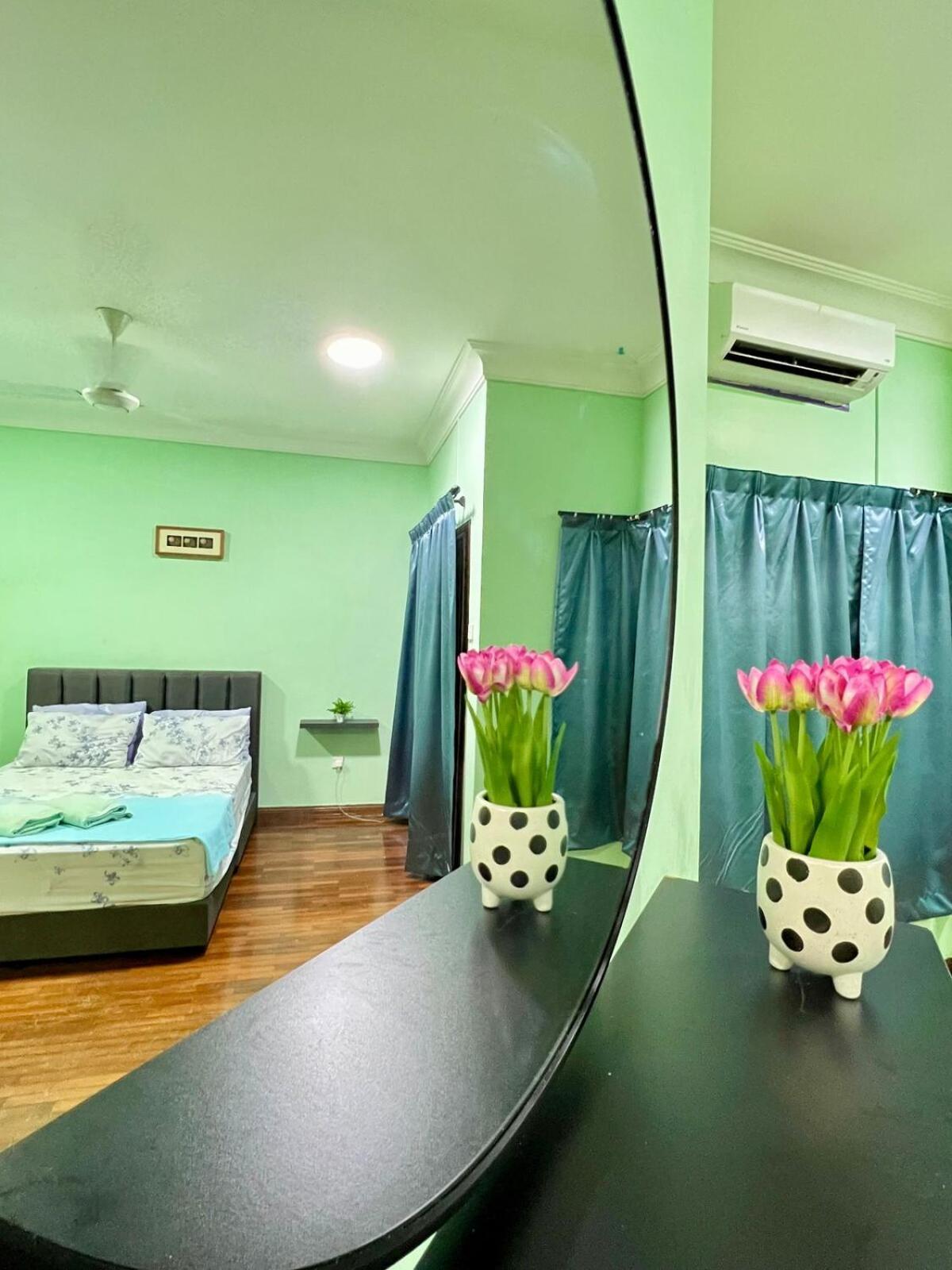 Rini Utama Homestay Skudai Zewnętrze zdjęcie