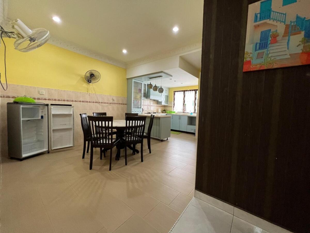 Rini Utama Homestay Skudai Zewnętrze zdjęcie