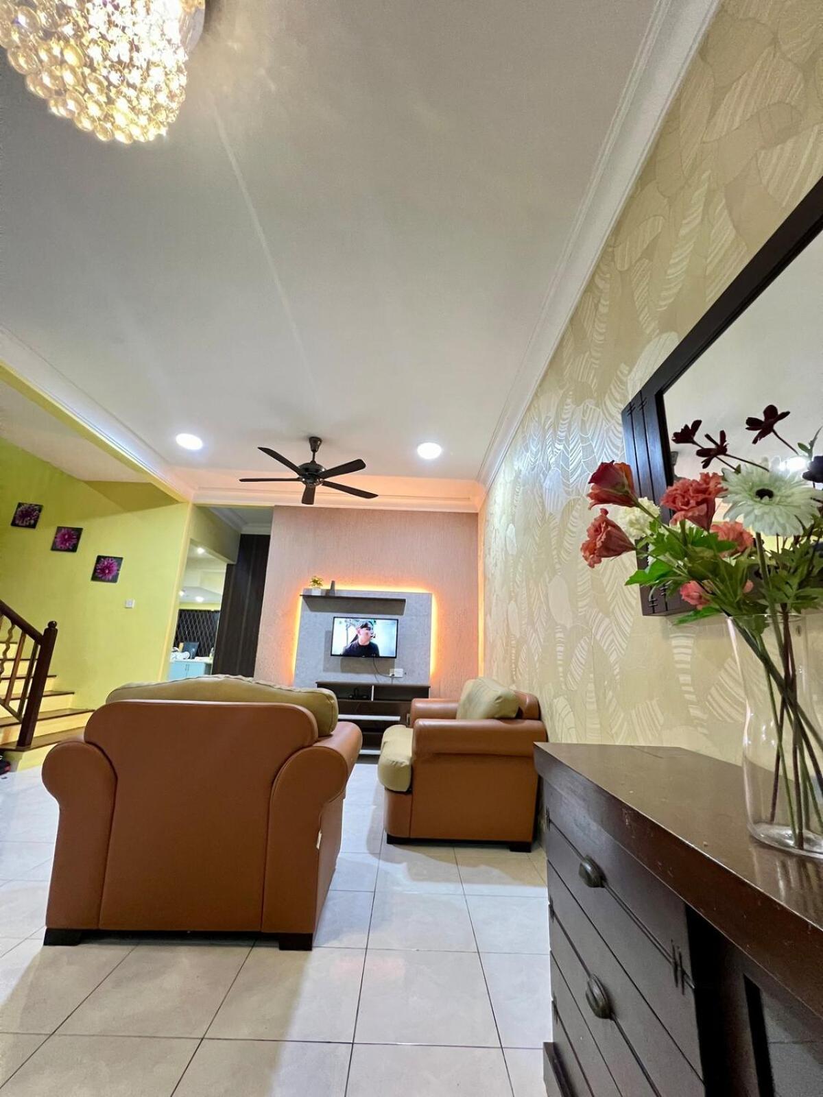 Rini Utama Homestay Skudai Zewnętrze zdjęcie